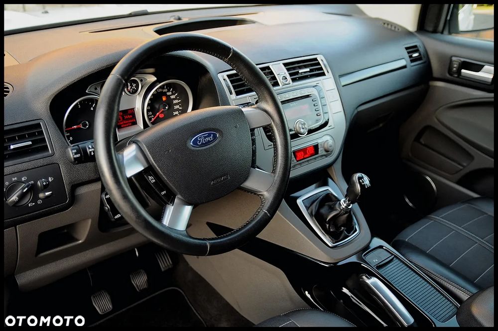 Ford Kuga 2.0 TDCi Titanium - 5
