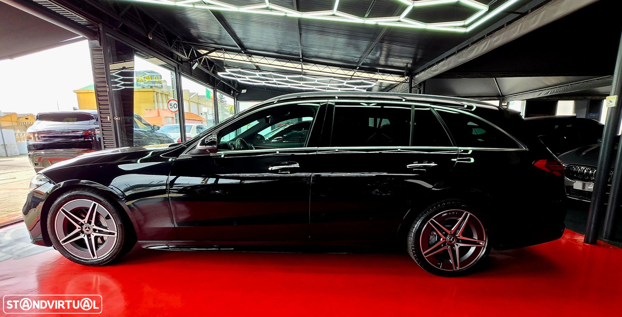 Mercedes-Benz C 300 d AMG Line - 4