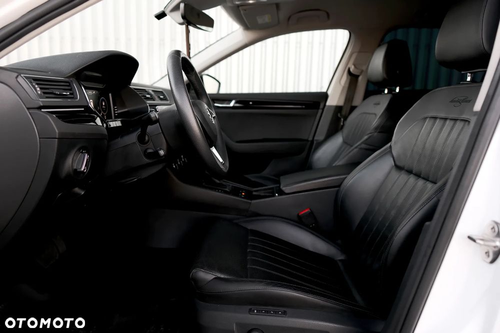 Skoda Superb 2.0 TDI DSG L&K - 19