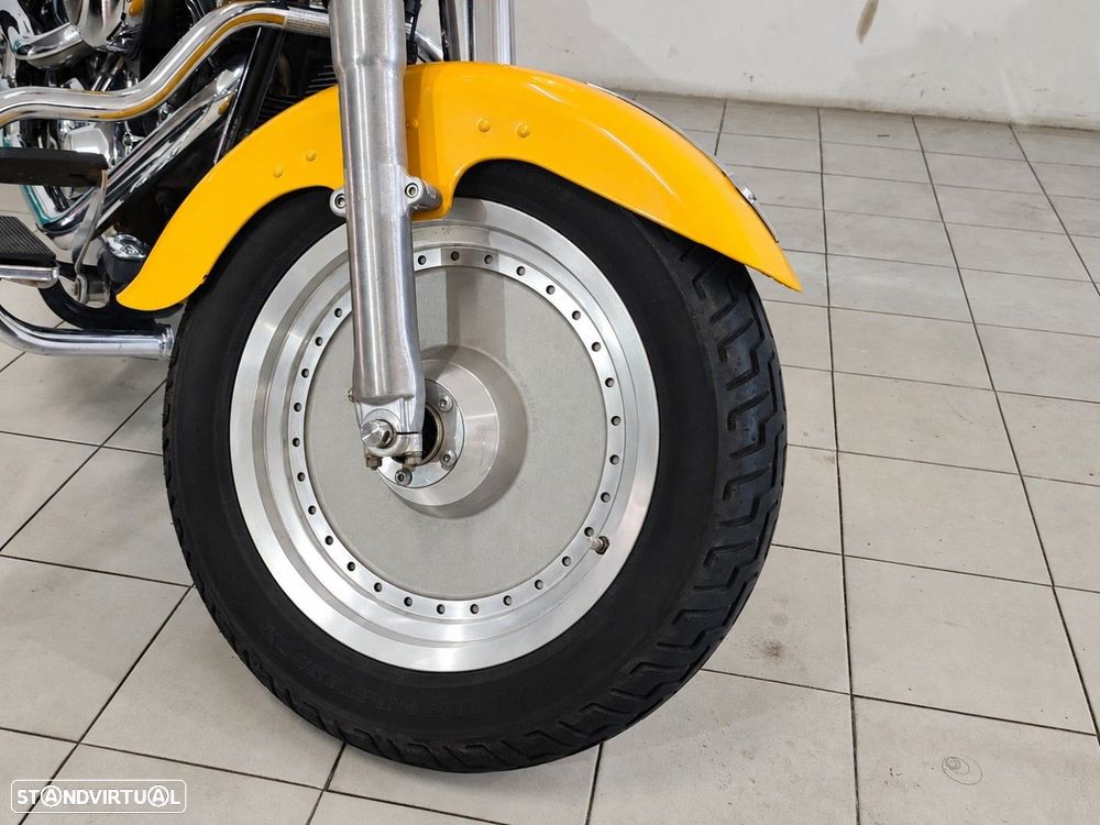 Harley-Davidson Fat Boy . - 16