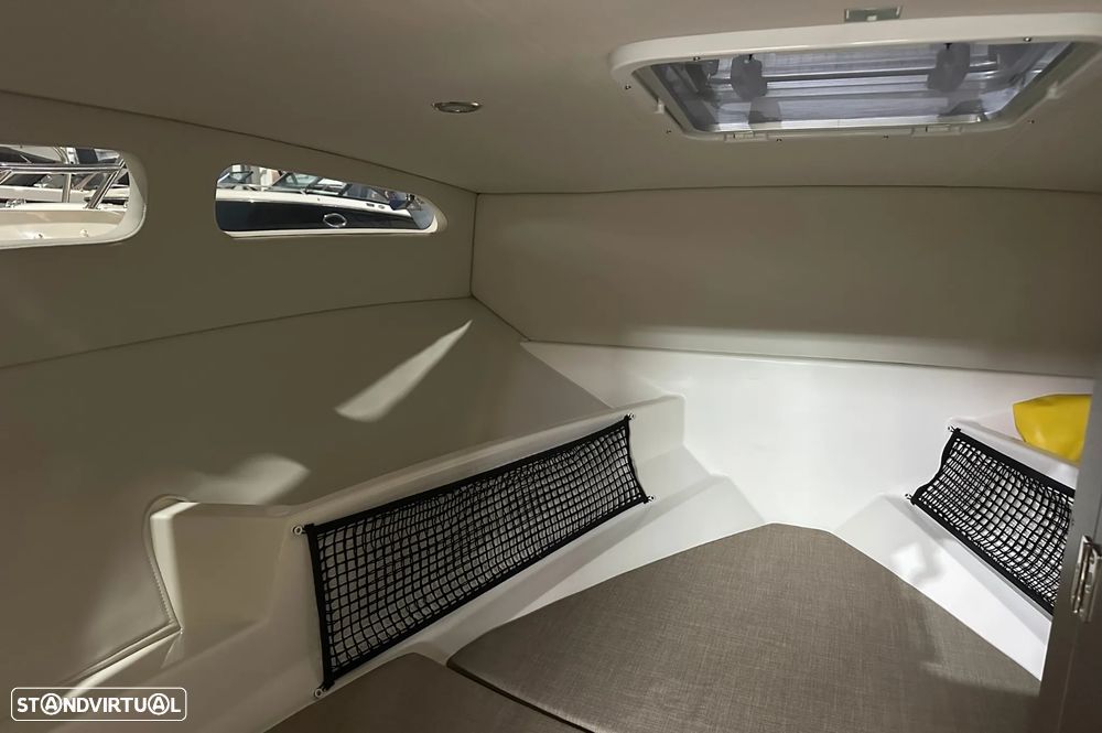 Bayliner VR6 OB Cuddy - 23