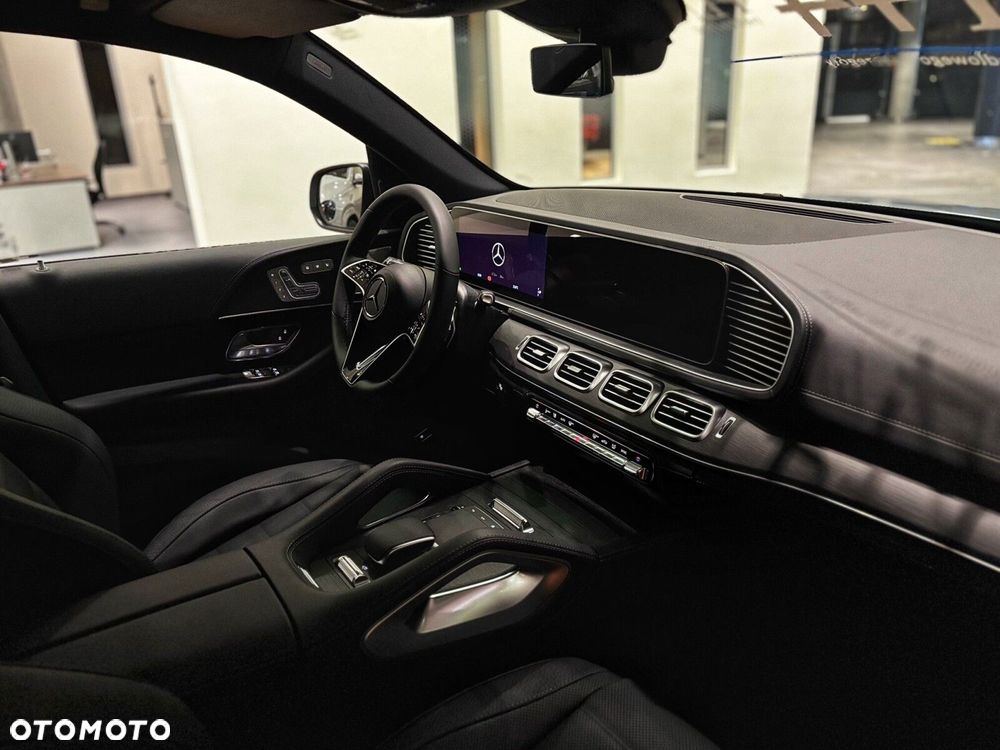 Mercedes-Benz GLE - 10