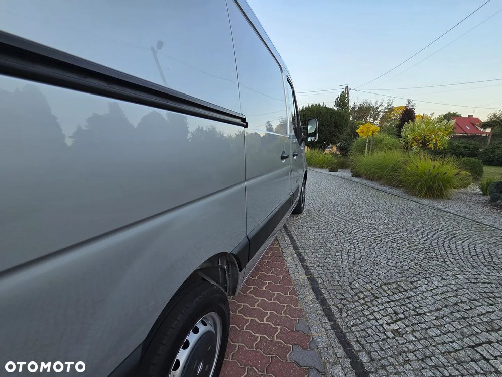 Nissan NV400 - 23
