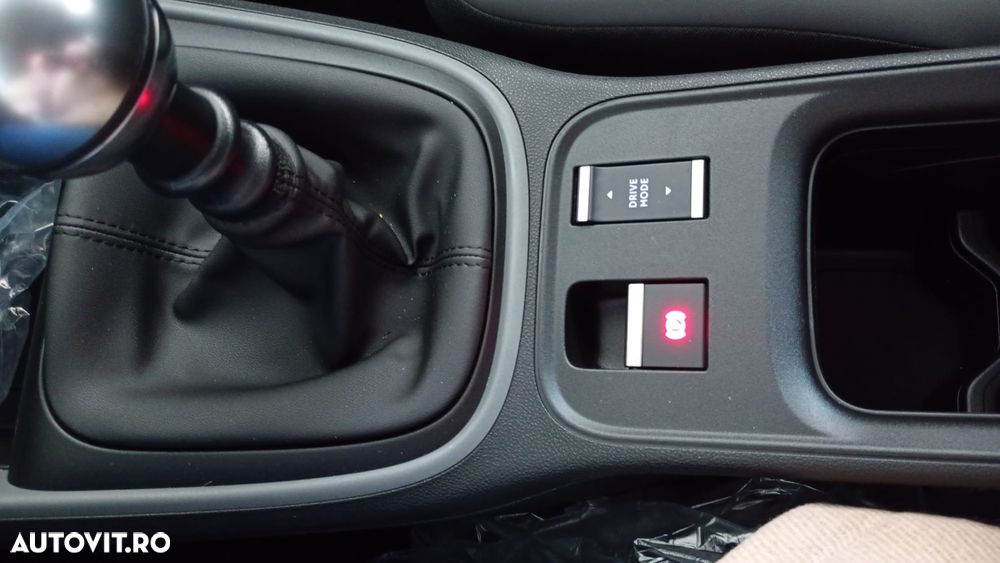 Jeep Avenger 1.2 MT6 Turbo Longitude - 12