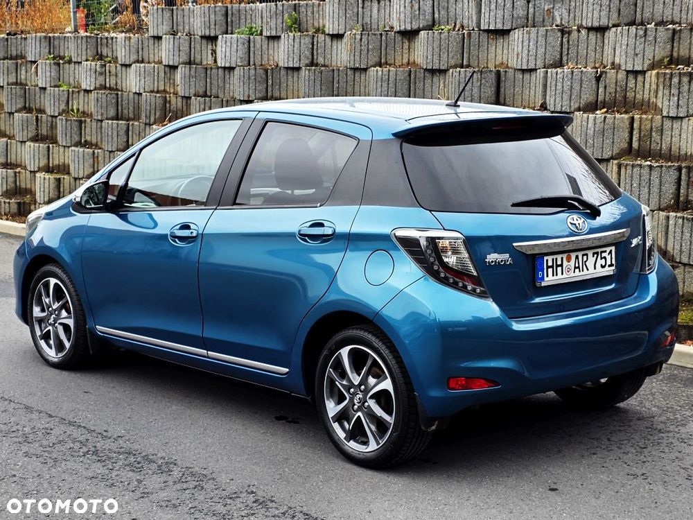 Toyota Yaris 1.33 Premium - 6