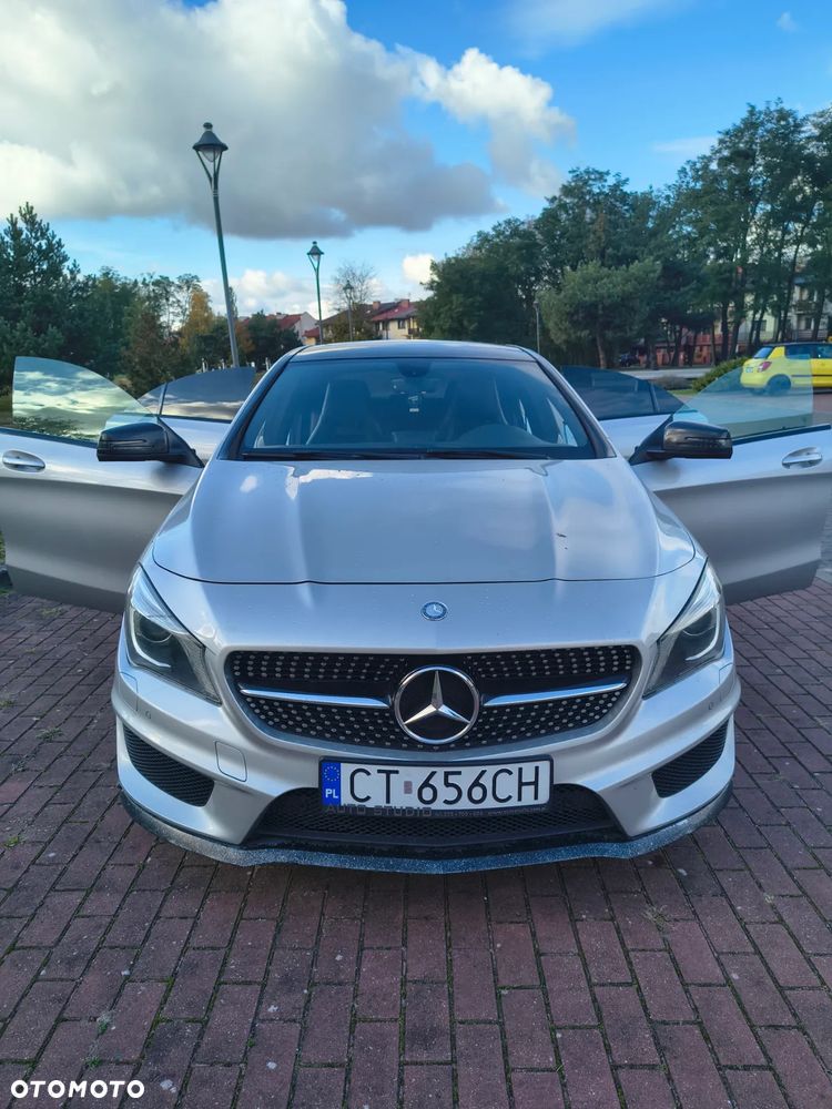 Mercedes-Benz CLA 250 4-Matic AMG Line - 8