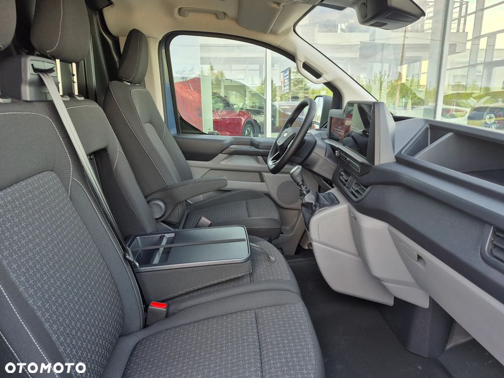 Ford TRANSIT CUSTOM - 13