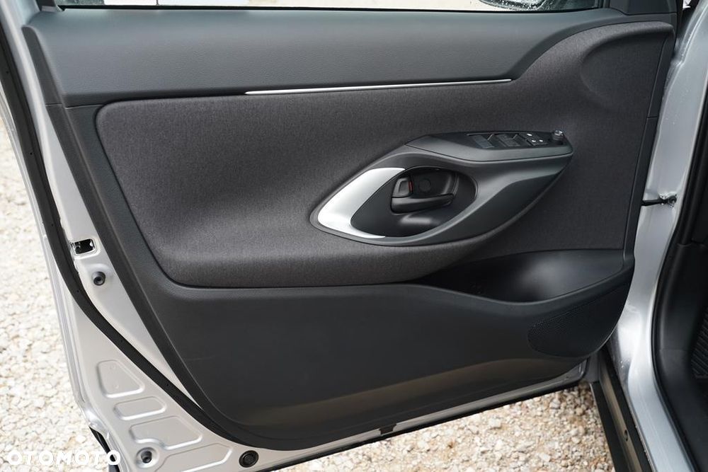 Toyota Yaris Cross Hybrid 1.5 Comfort - 12