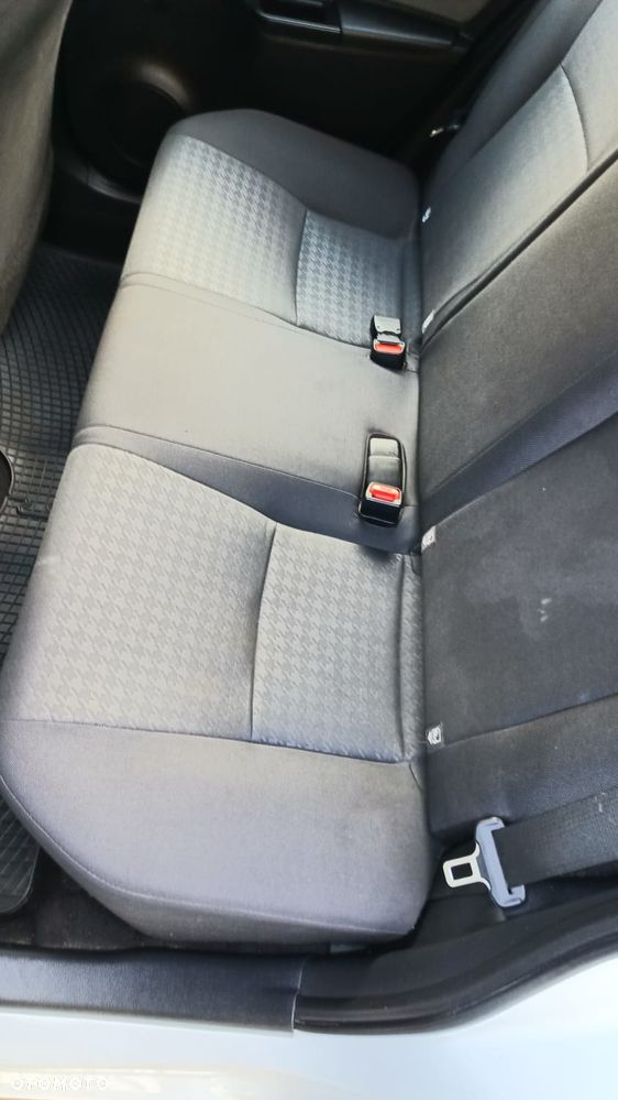 Toyota Yaris - 5