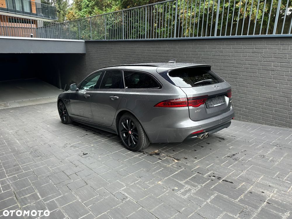 Jaguar XF 2.0 i4D R-Sport - 7
