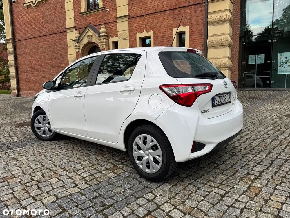 Toyota Yaris - 7