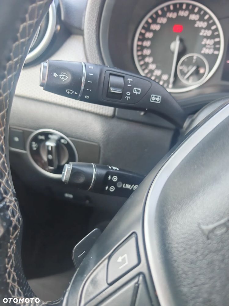 Mercedes-Benz Klasa B 180 CDI 7G-DCT - 22