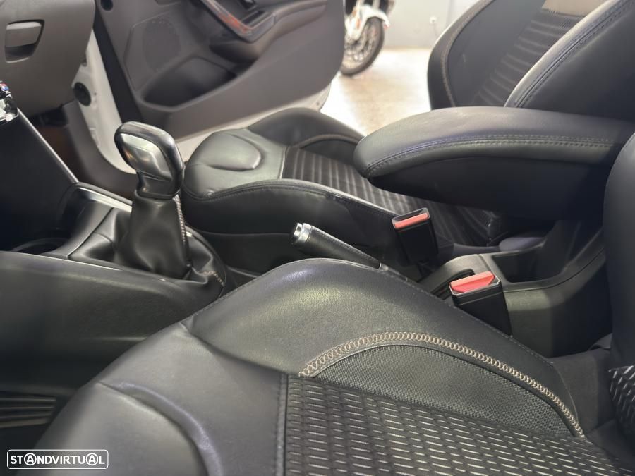 Peugeot 208 1.6 BlueHDi Allure - 22