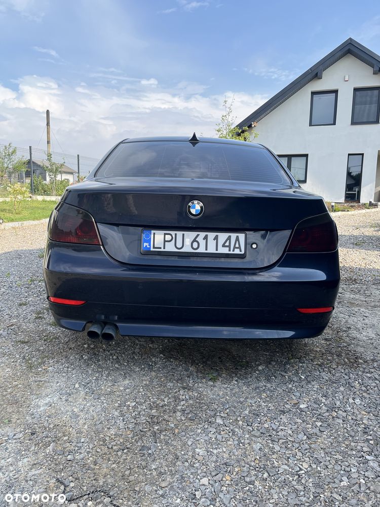 BMW E60 2006 photo 4