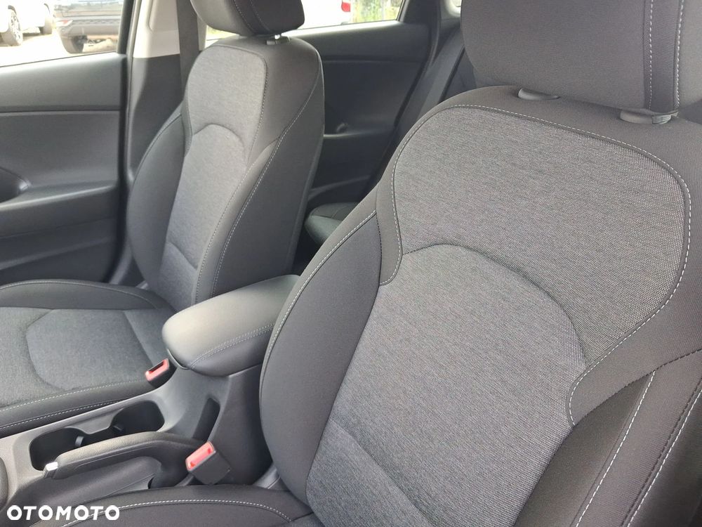 Hyundai i30 1.5 T-GDI 48V Smart - 11