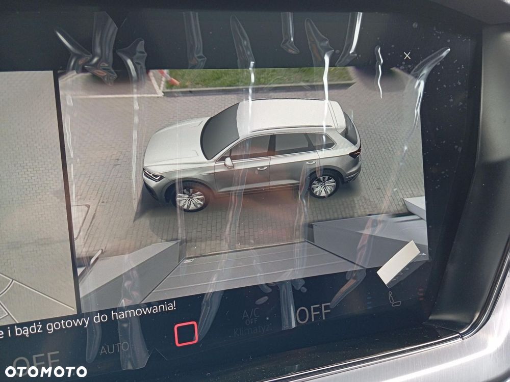 Volkswagen Touareg - 29