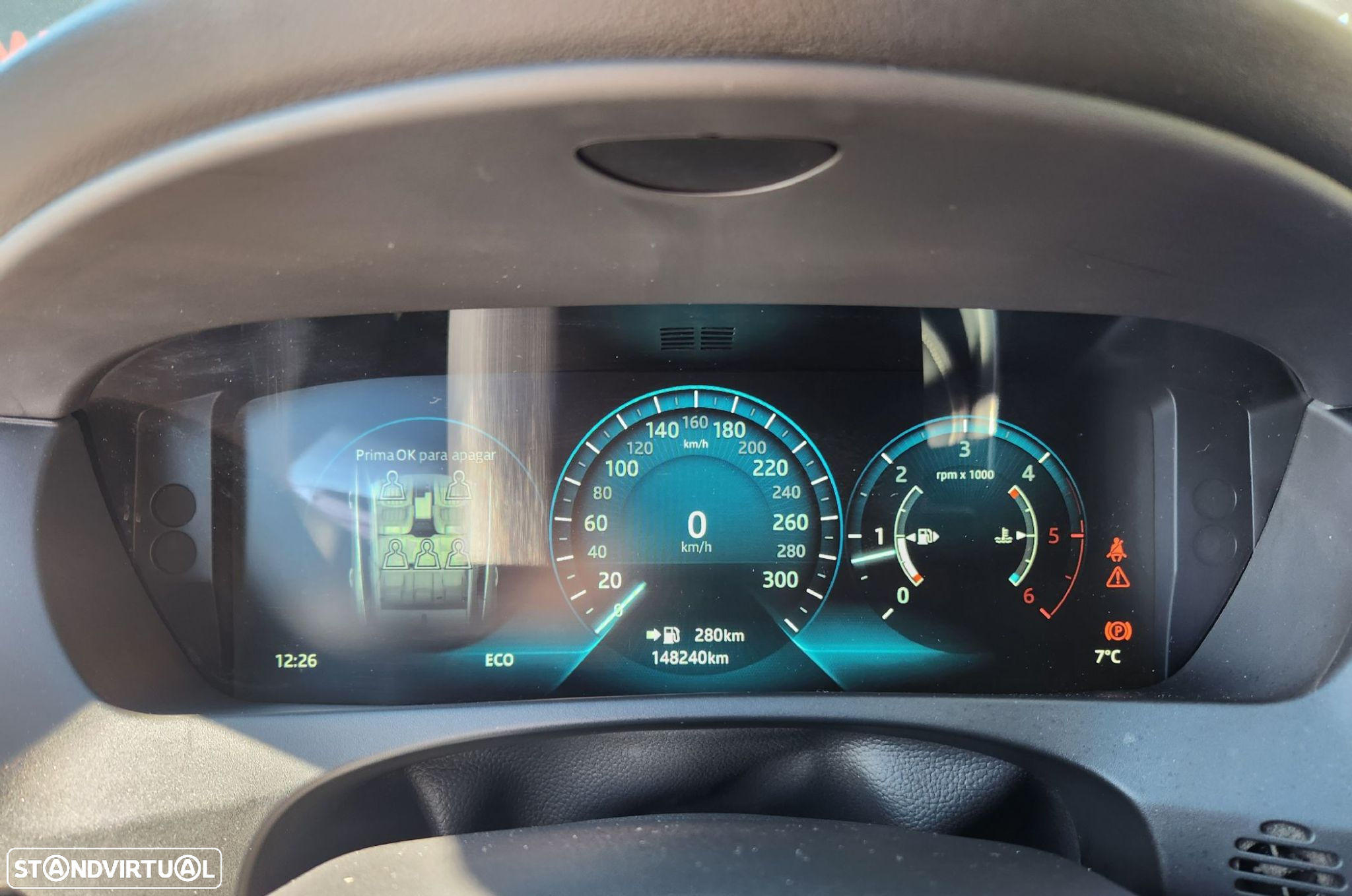 Jaguar F-Pace 2.0 i4D R-Sport - 25