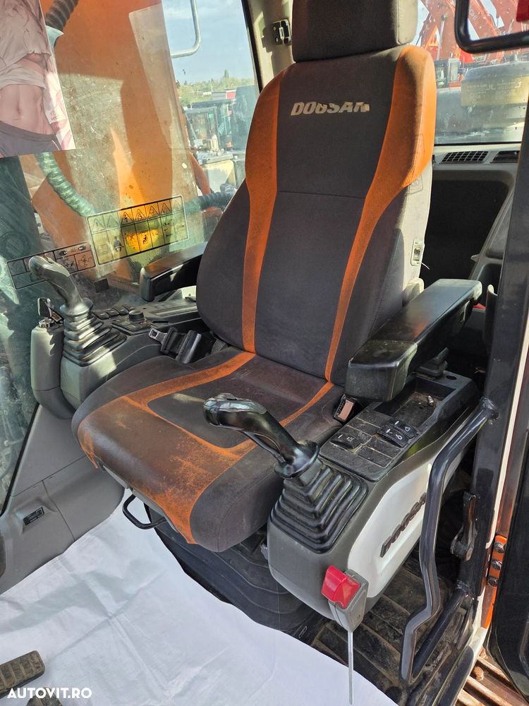 Doosan DX255, 25,5 tone, 2021, 9.340h, Cupa 1,55mc, adanc sapare 6,5m, inst picon pe brate, lant 70% ok, camera spate si lateral dreapta, posibilitate leasing 4 ani-PROMOTIE 50.900 EUR+Tva - 29