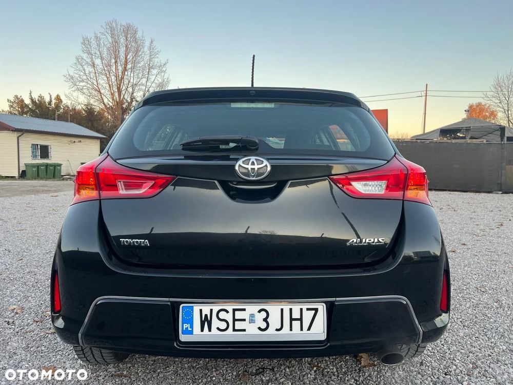 Toyota Auris 1.6 Dynamic - 9