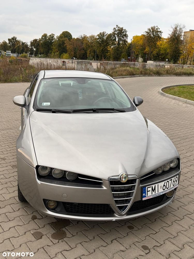 Alfa Romeo 159 1.9 JTDM 8V DPF - 13