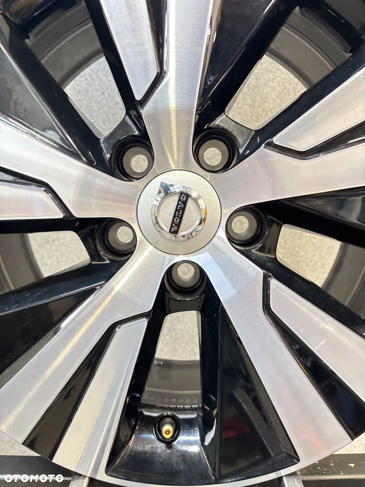 4 Felgi Alu. Volvo V60, S60, 16", 31471308 - 33