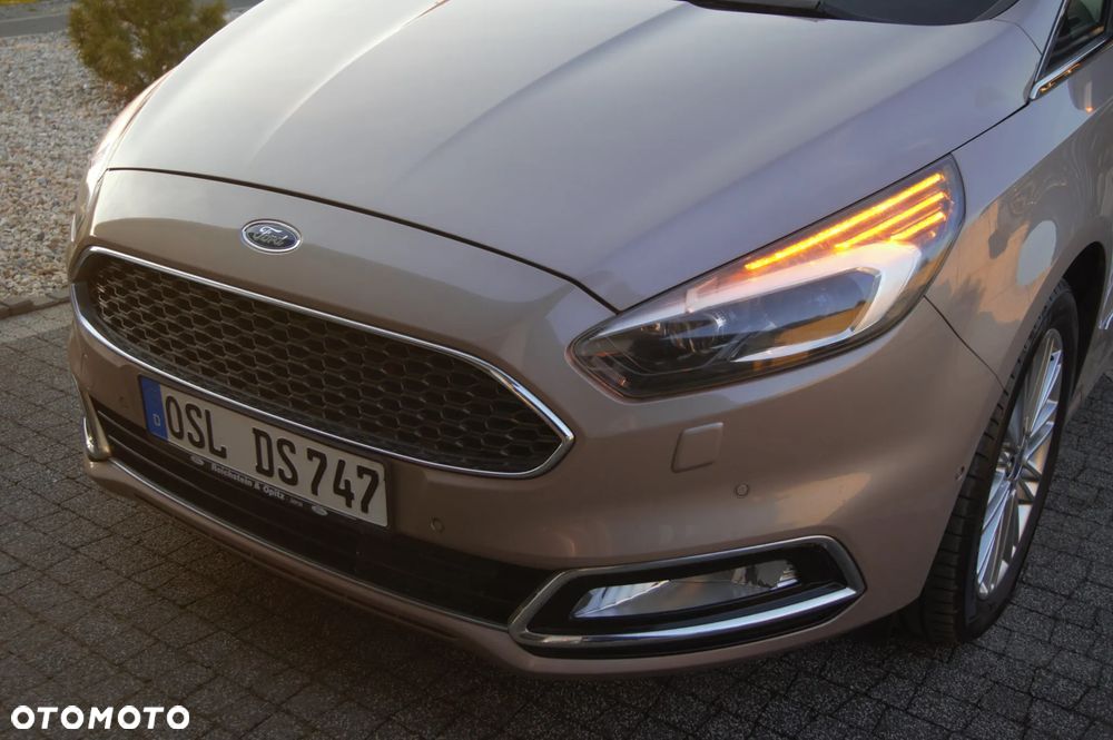 Ford S-Max 2.0 TDCi Vignale PowerShift - 19