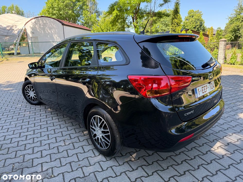 Kia Ceed 1.4 CRDi 90 Spirit - 16