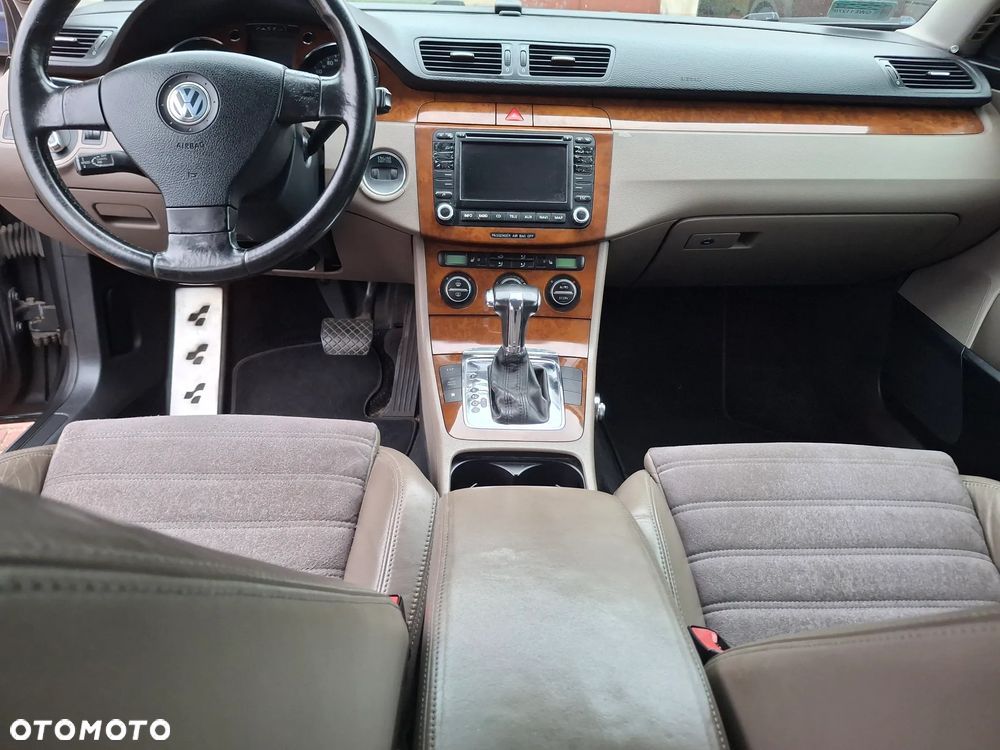 Volkswagen Passat - 8