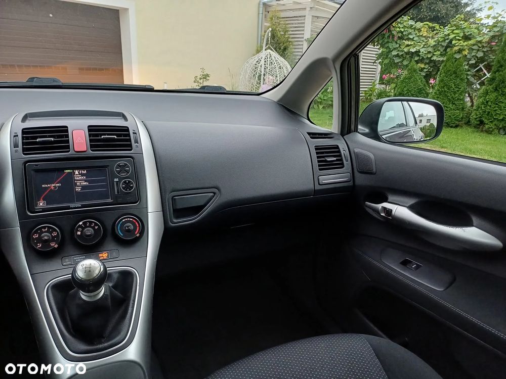 Toyota Auris 1.6 Valvematic Life - 18