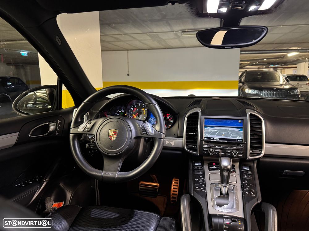 Porsche Cayenne S - 43