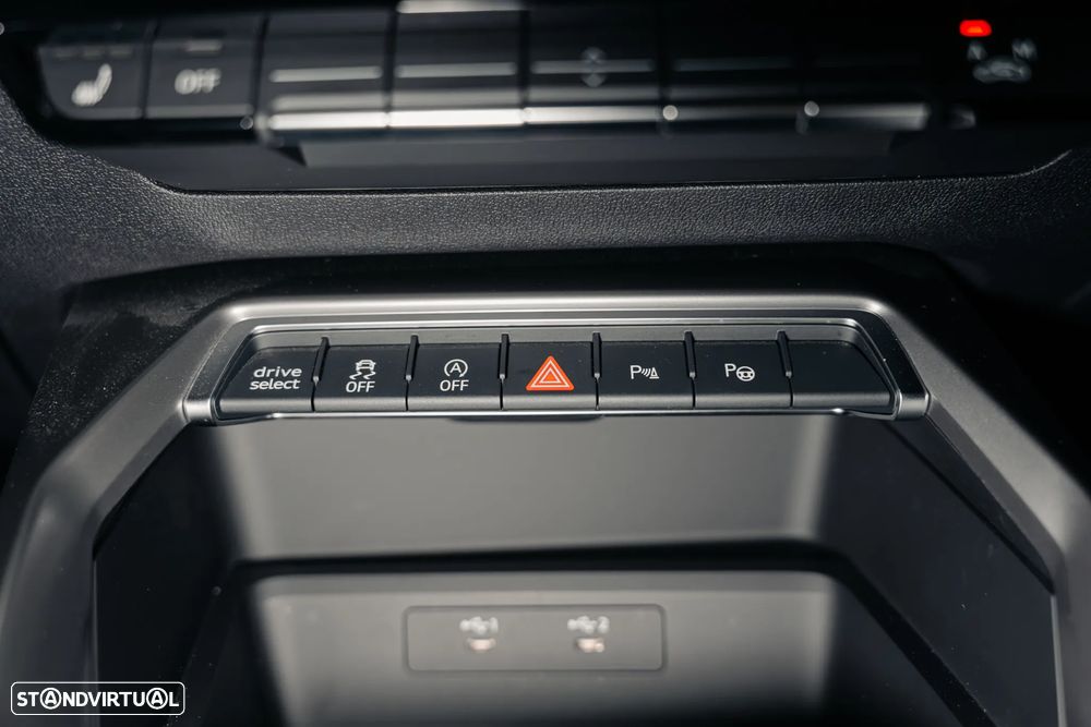 Audi S3 TFSI quattro S tronic - 36