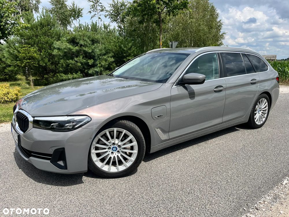BMW Seria 5 520e Luxury Line - 11