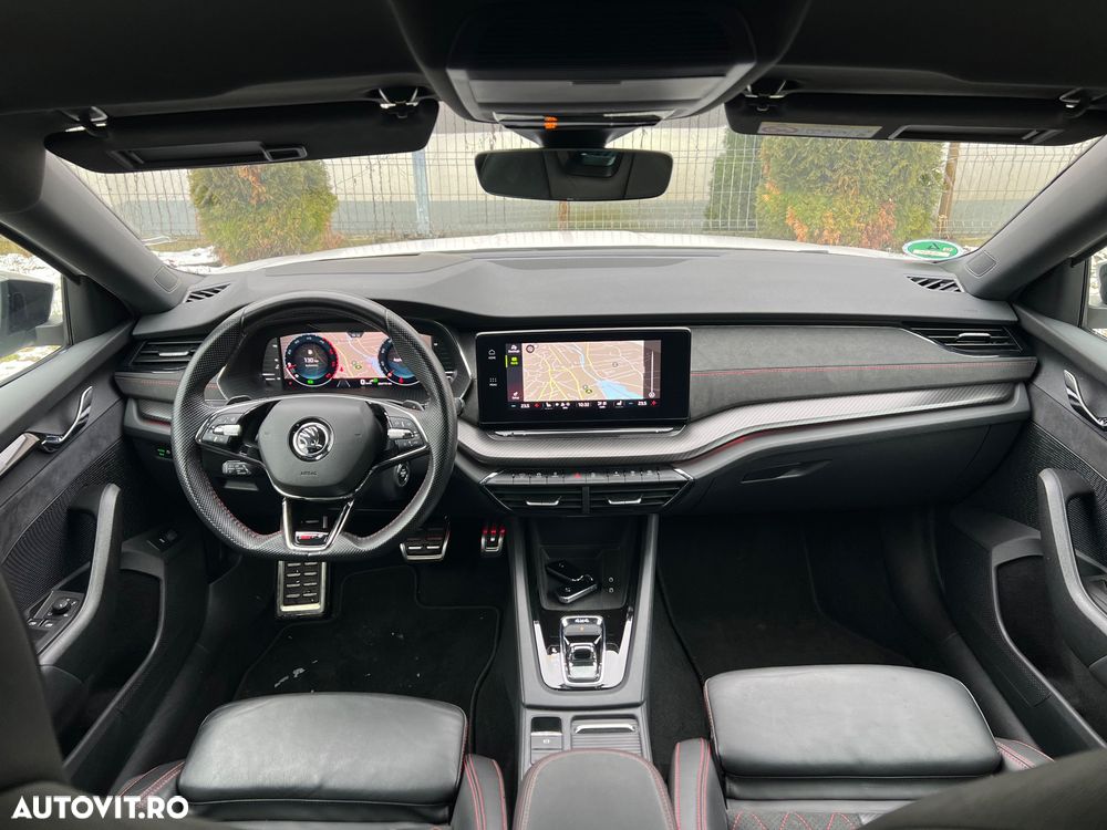 Skoda Octavia 2.0 TDI DSG 4X4 RS Plus - 5