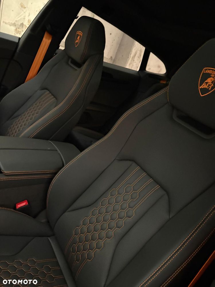 Lamborghini Urus - 6