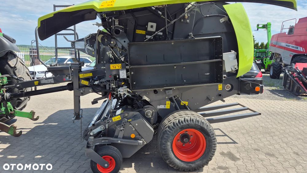 Claas VARIANT 485 RC 2019 - 11