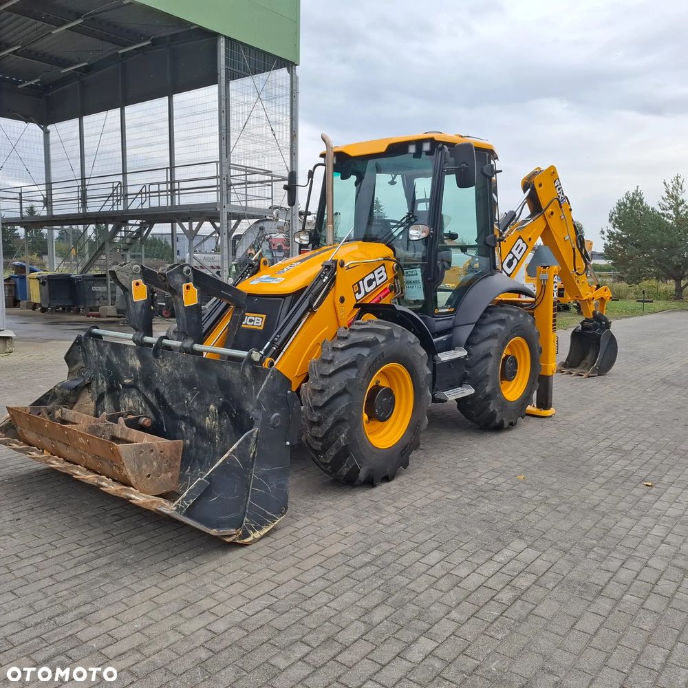 JCB 4CX PLUS AEC - 8