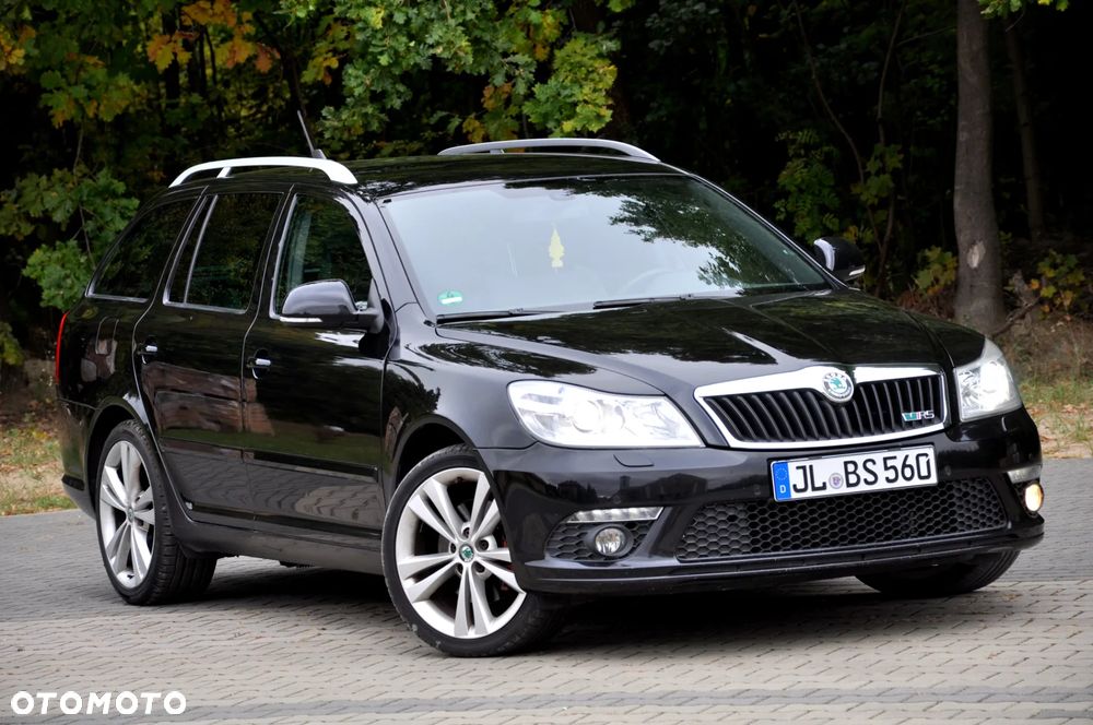 Skoda Octavia Combi 2.0 TDI CR DPF RS - 3