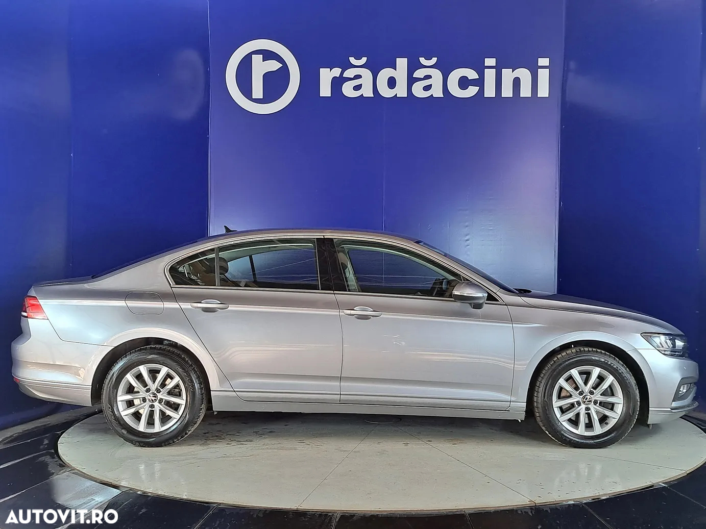 Volkswagen Passat - 6