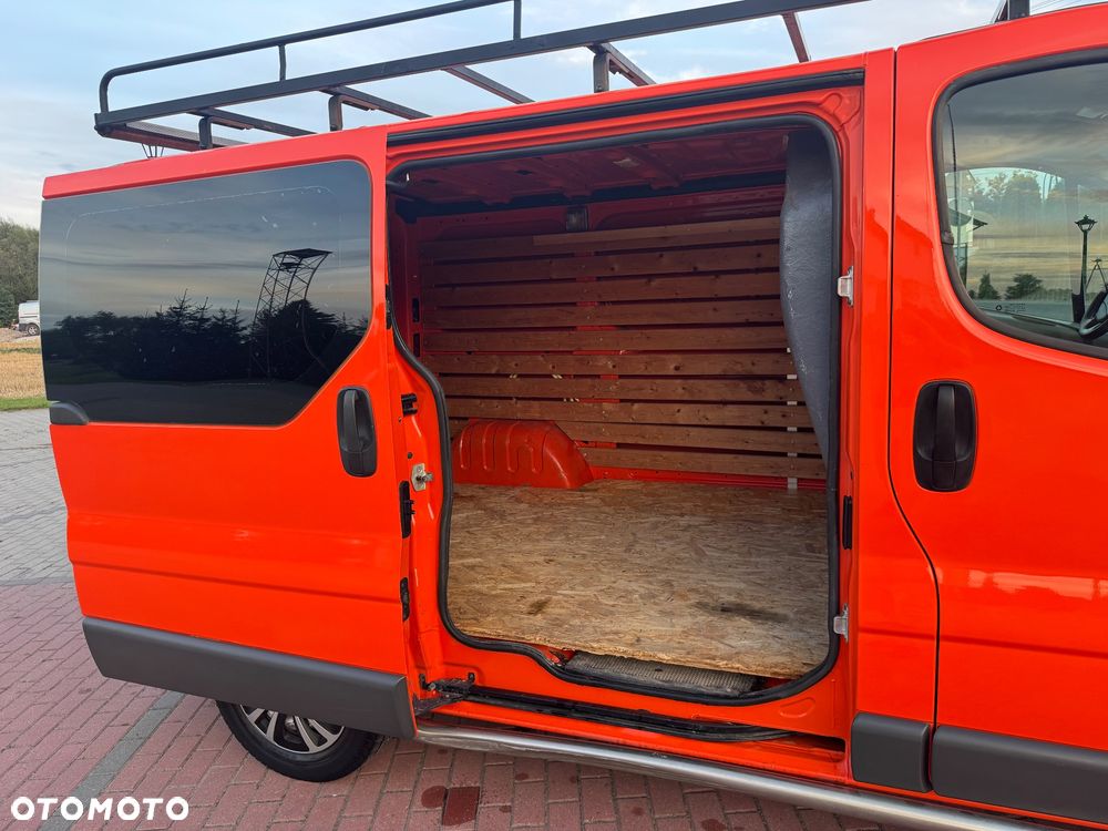 Renault Trafic - 12