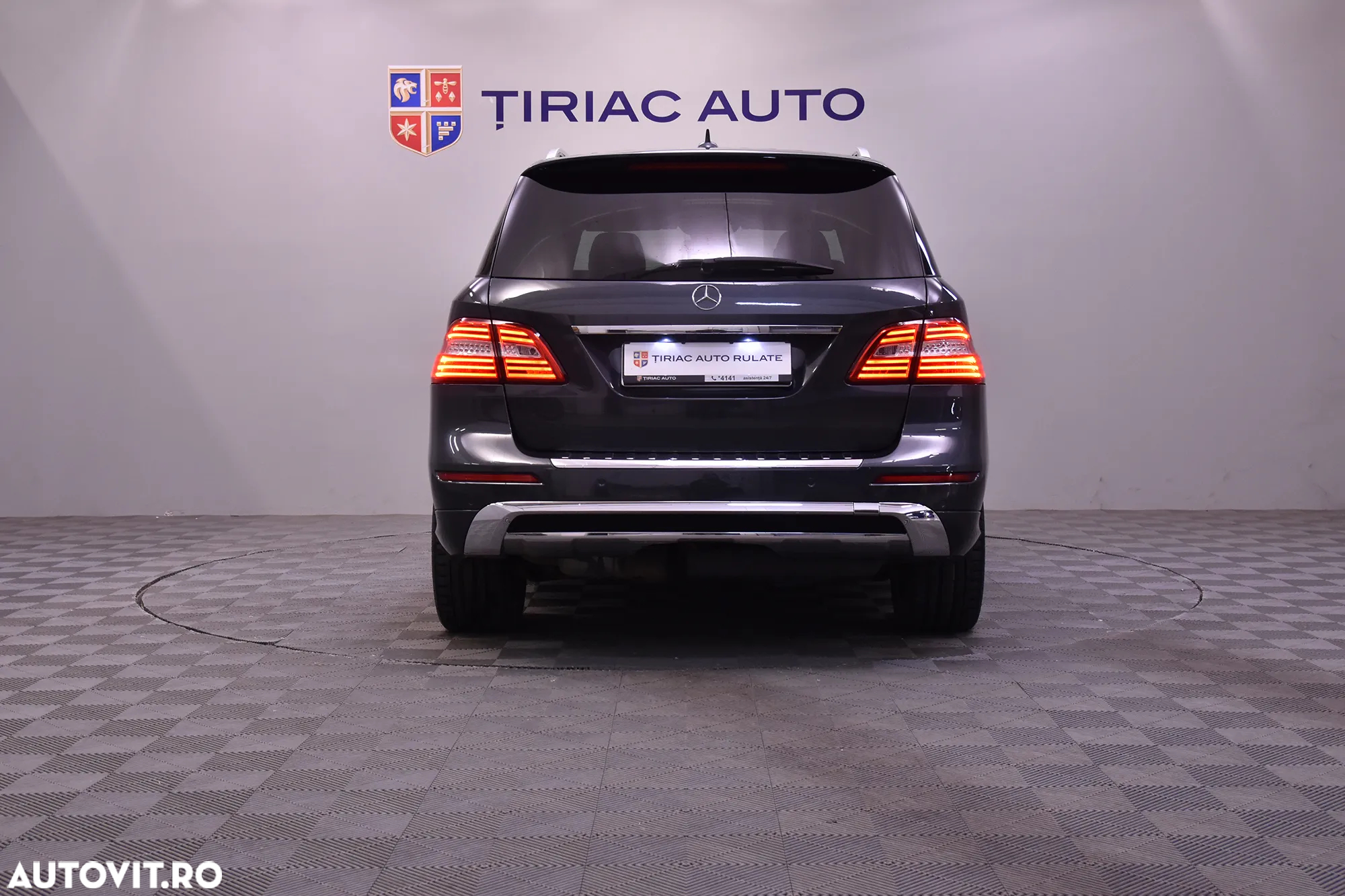 Mercedes-Benz ML 350 BlueTec 4MATIC Aut - 4