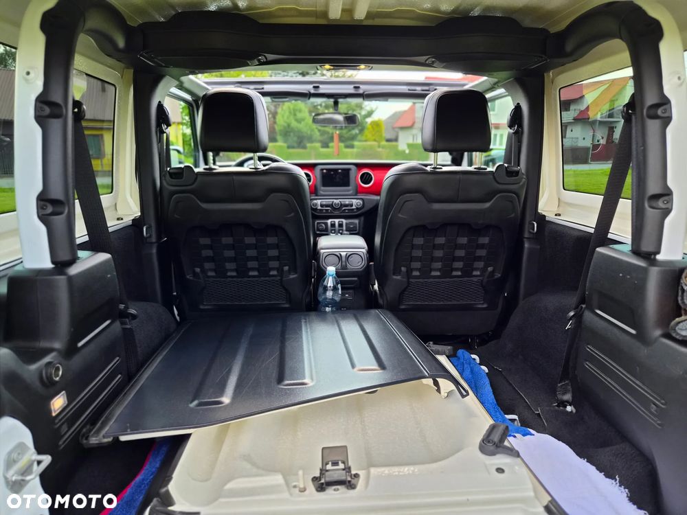 Jeep Wrangler 2.0 T-GDI Hardtop AWD Automatik Rubicon - 23