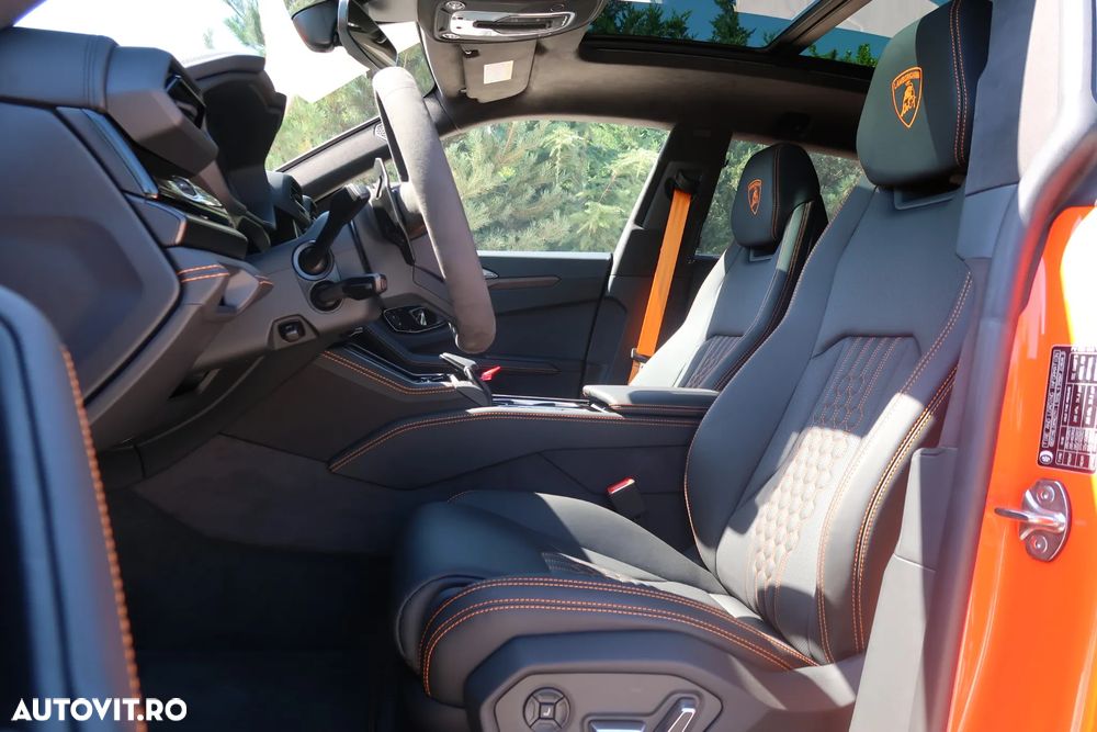 Lamborghini URUS - 10