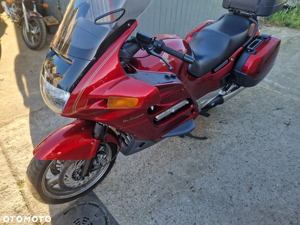 Honda ST - 5