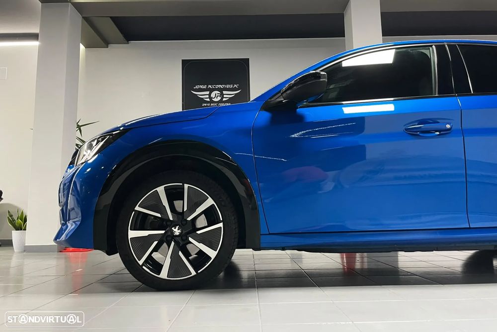 Peugeot e-208 50 kWh GT Line - 13