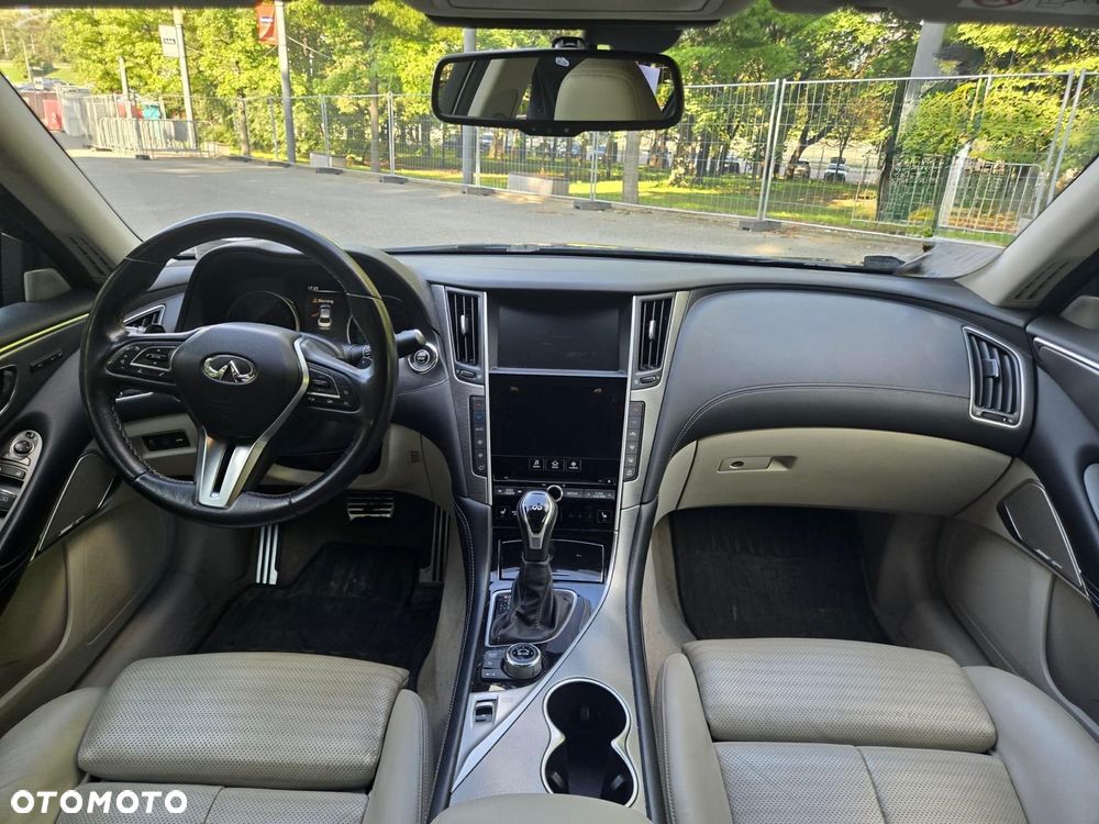 Infiniti Q50 2.0t Sport - 9