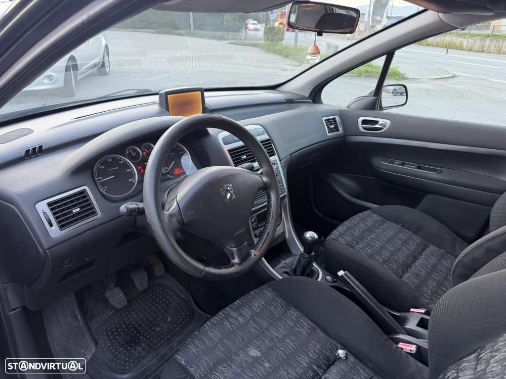 Peugeot 307 2004 photo 5