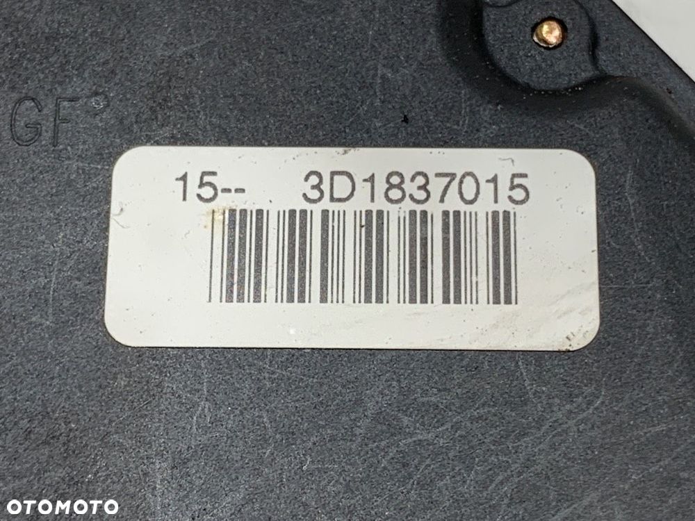 ZAMEK DRZWI LEWY PRZÓD  VW TOURAN (1T1, 1T2) 2003 - 2010 2.0 TDI 16V 103 kW [140 KM] olej napędowy - 4