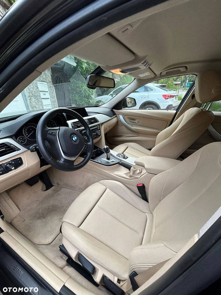 BMW 3 Series 2015 photo 2