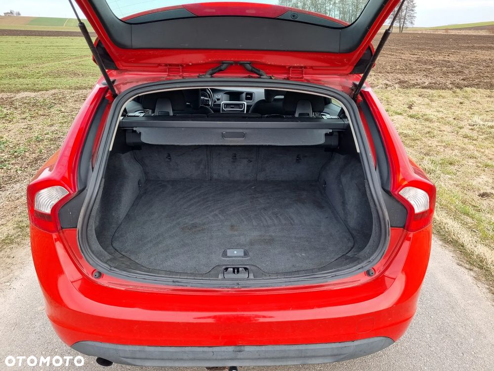 Volvo V60 D3 Kinetic - 8