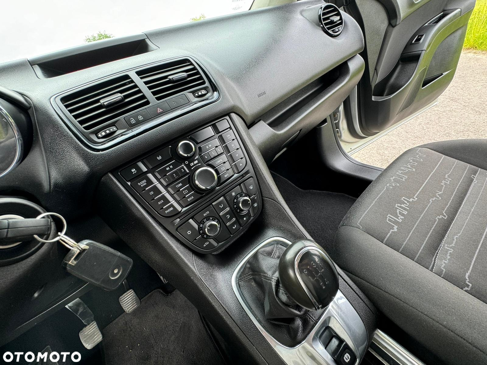 Opel Meriva 1.4 Active - 30